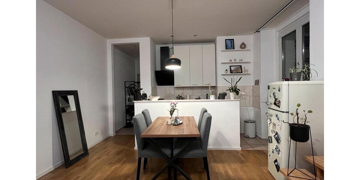 Etagenwohnung Düsseldorf Pempelfort - 1.5 Zimmer, 62 m&sup2;, 825&euro; | Angebot:25523328