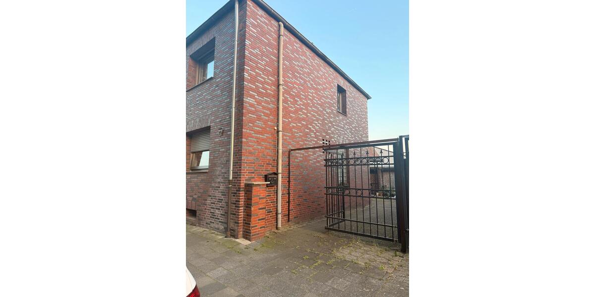 Doppelhaushälfte Grevenbroich Neuenhausen - 6 Zimmer, 150 m&sup2;, 295.000&euro; | Angebot:27430286