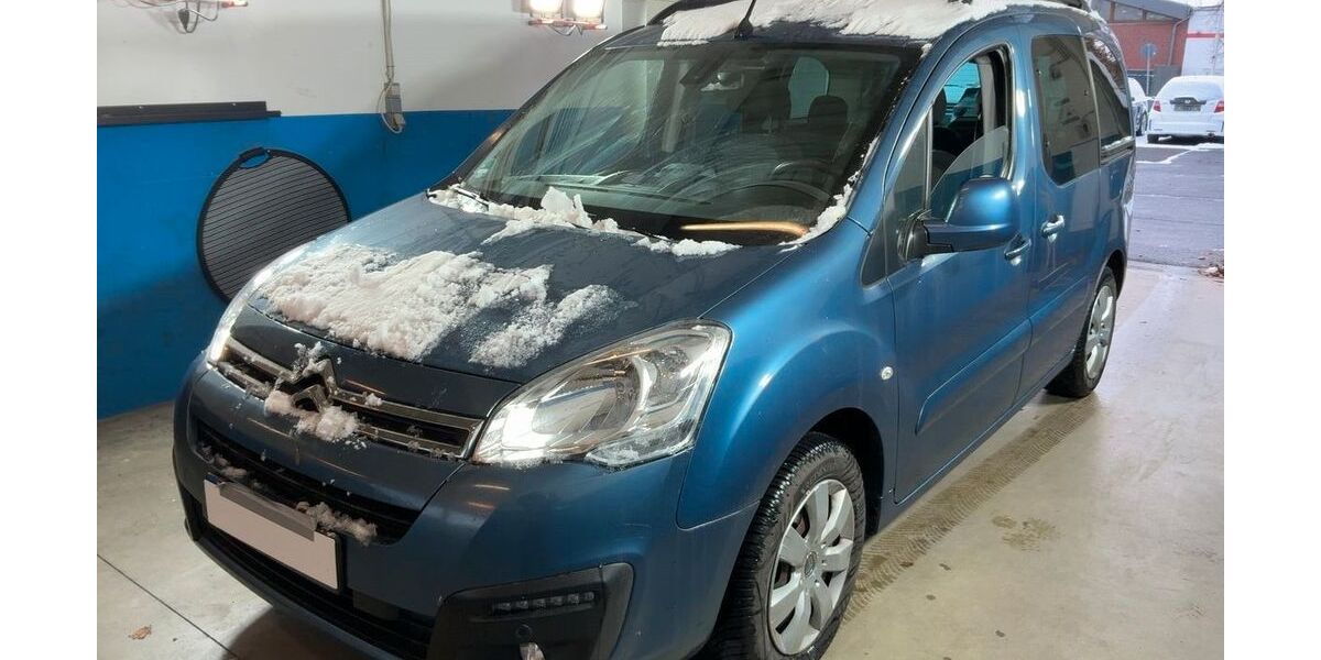 Citroen Berlingo 22.707 km 12.990 &euro; Düsseldorf 40589