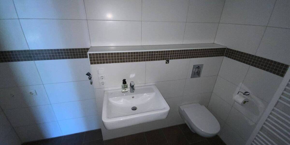 Etagenwohnung Meerbusch Osterath - 2 Zimmer, 68 m&sup2;, 982&euro; | Angebot:26451771