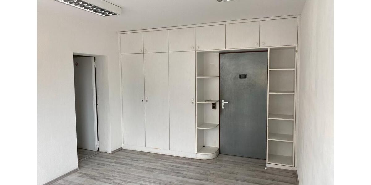 Büroräume provisionsfrei Düsseldorf ab 7,— Euro pro Quadratmeter zimmer