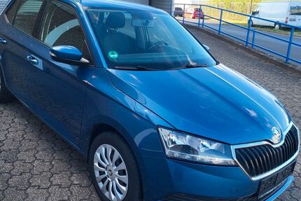 Skoda Fabia 129.000 km 7.499 &euro; Moers 47441