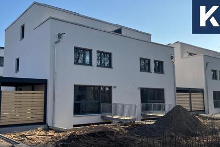 Haus Pulheim - 6 Zimmer, 237 m&sup2;, 3.140&euro; | Angebot:26476059
