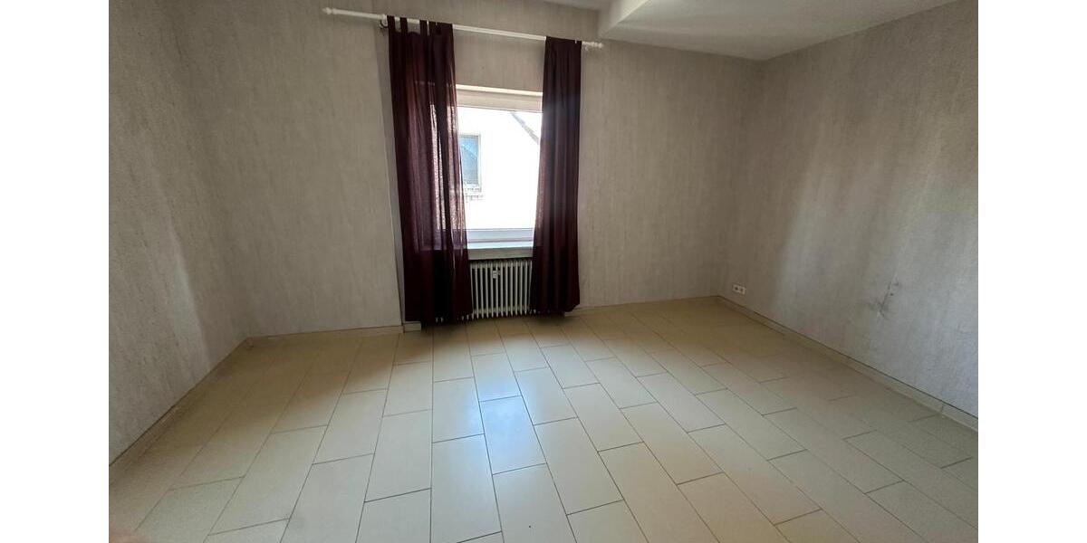 Etagenwohnung Solingen Wald - 4 Zimmer, 115 m&sup2;, 1.150&euro; | Angebot:26381669