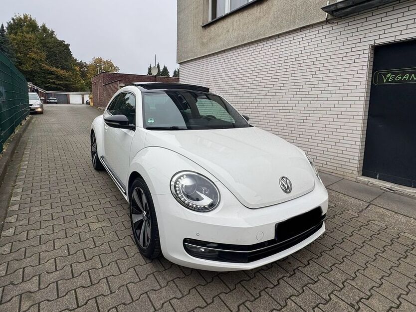 VW Beetle 140.000 km 8.500 € Essen 45143