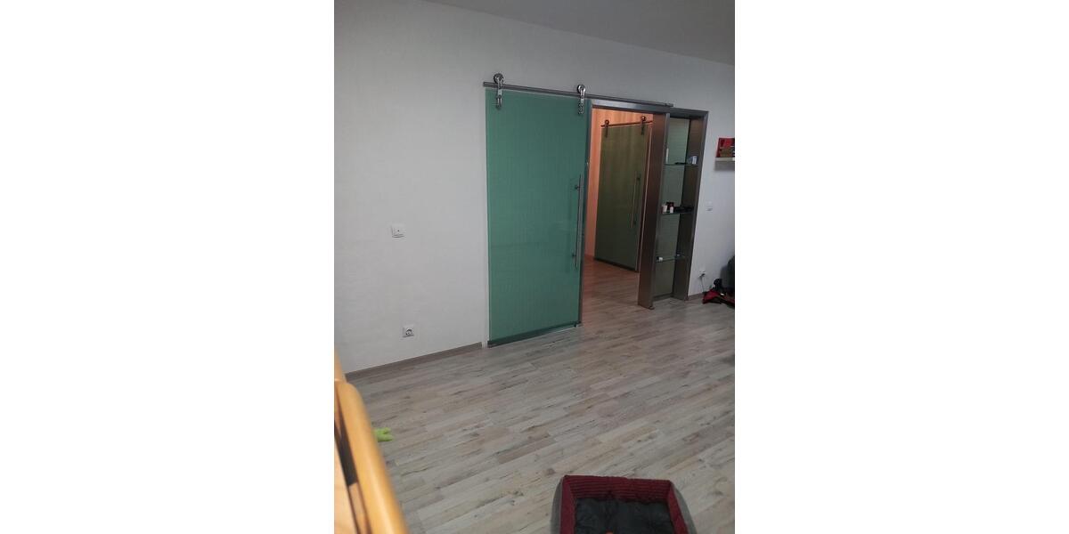 Etagenwohnung Mönchengladbach West - 4 Zimmer, 96 m&sup2;, 1.000&euro; | Angebot:26413547