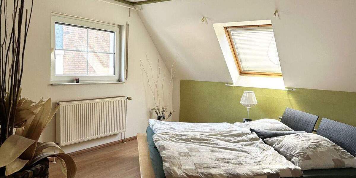 Einfamilienhaus Hilden Kalstert - 3 Zimmer, 125 m&sup2;, 549.000&euro; | Angebot:25772600