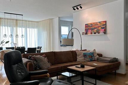 Offene 2 Zimmer Wohnung zentral