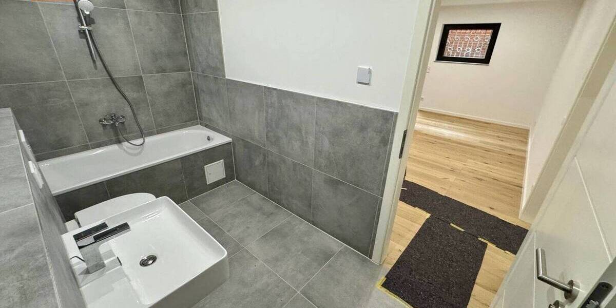 Etagenwohnung Düsseldorf / Urdenbach Urdenbach - 2 Zimmer, 100 m&sup2;, 499.000&euro; | Angebot:26775365