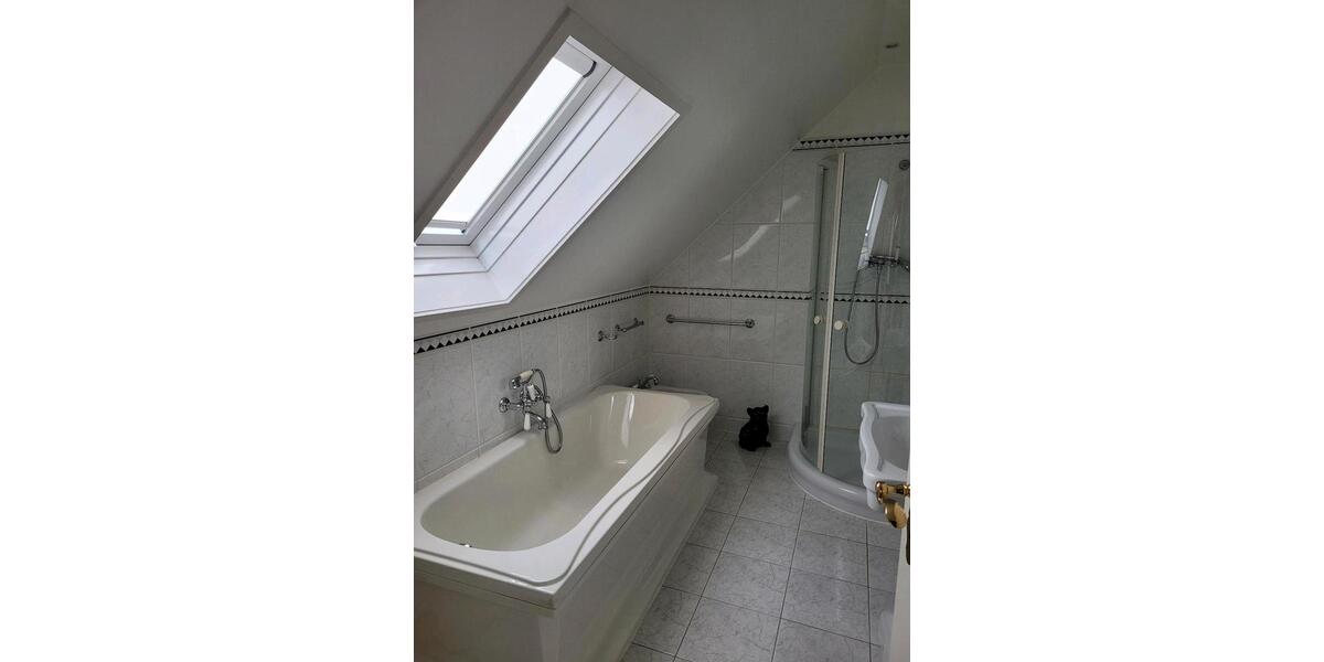 Maisonettenwohnung Krefeld Cracau - 5 Zimmer, 158 m&sup2;, 468.000&euro; | Angebot:26460925