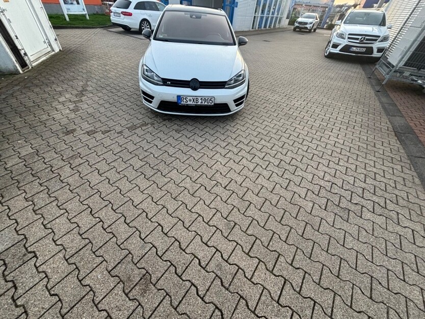 VW Golf 140.000 km 26.000 € Remscheid 42853