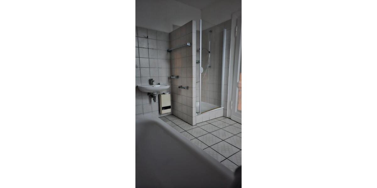 Erdgeschoßwohnung Kempen - 3 Zimmer, 100 m&sup2;, 1.000&euro; | Angebot:26531256