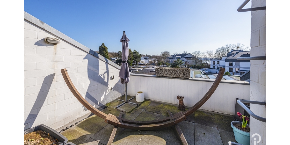 Charmantes Split-Level-Reihenendhaus in unmittelbarer Rheinnähe im Herzen von Düsseldorf-Benrath - Reihenendhaus Düsseldorf Stadtbezirk 9 | Angebot:26645354