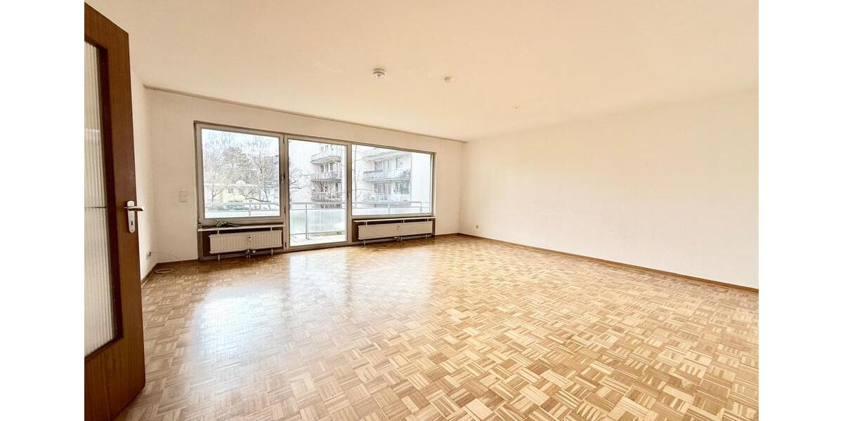 Erdgeschoßwohnung Düsseldorf Stadtbezirk 6 - 3 Zimmer, 93 m&sup2;, 1.250&euro; | Angebot:23762122