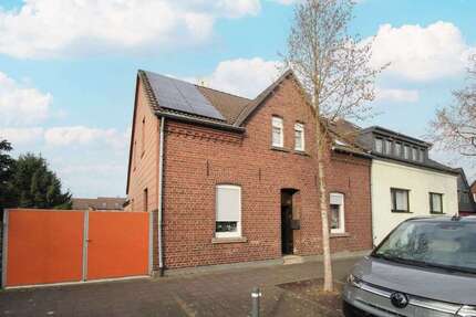 Haus zum Kaufen in Dormagen 421.000 € 200 m² 8 zimmer