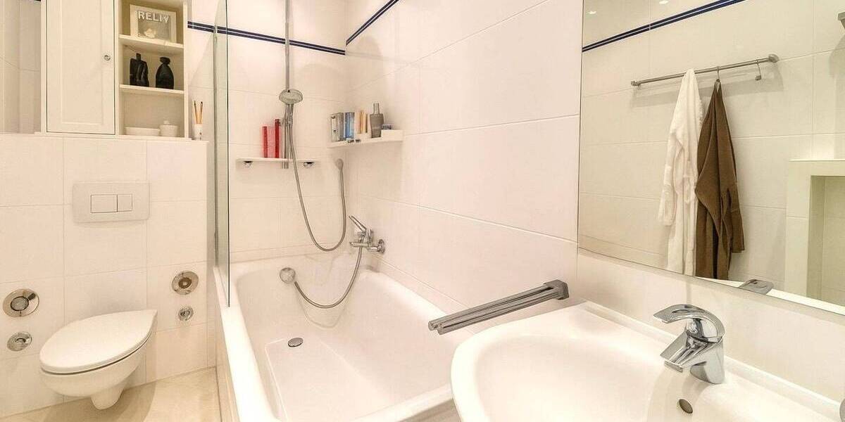 Repräsentatives Wohn- und Geschäftshaus aus der Gründerzeit in Krefeld-Uerdingen 1 zimmer