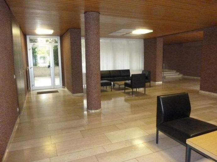 Etagenwohnung Düsseldorf Mörsenbroich - 2 Zimmer, 68 m&sup2;, 280.000&euro; | Angebot:26155922