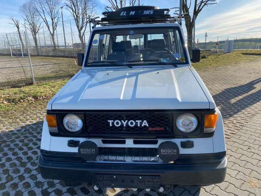 Land Cruiser