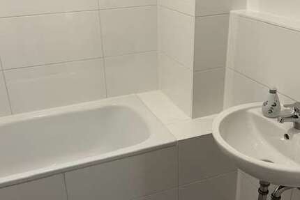 Wohnung Velbert Velbert-Mitte - 2 Zimmer, 63 m&sup2;, 479&euro; | Angebot:26864994