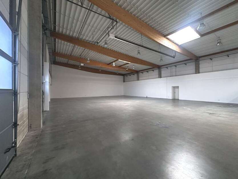 Halle in Essen 9.350 € 952 m²