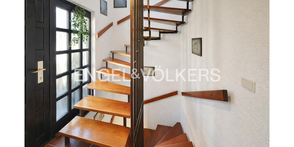 Doppelhaushälfte Hilden Forstbach - 6 Zimmer, 159 m&sup2;, 600.000&euro; | Angebot:25730523