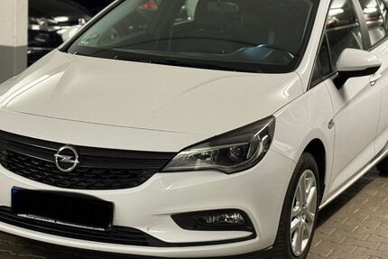 Opel Astra 90.000 km 7.400 &euro; Düsseldorf 40213