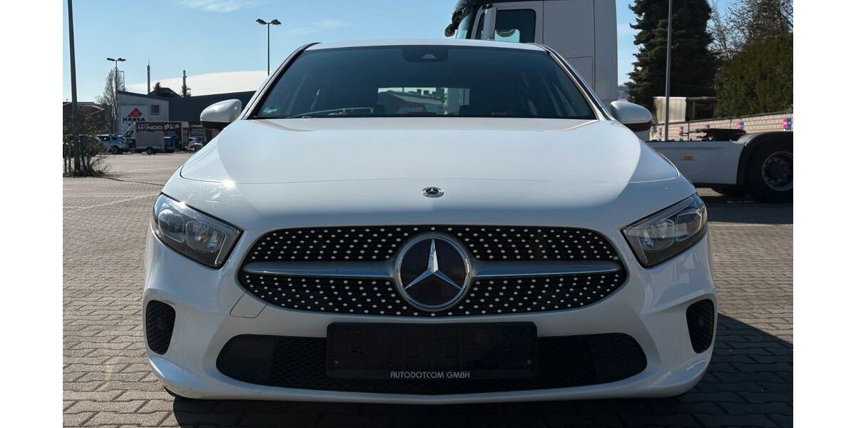 Mercedes-Benz A 200 137.626 km 16.900 &euro; Duisburg 47055