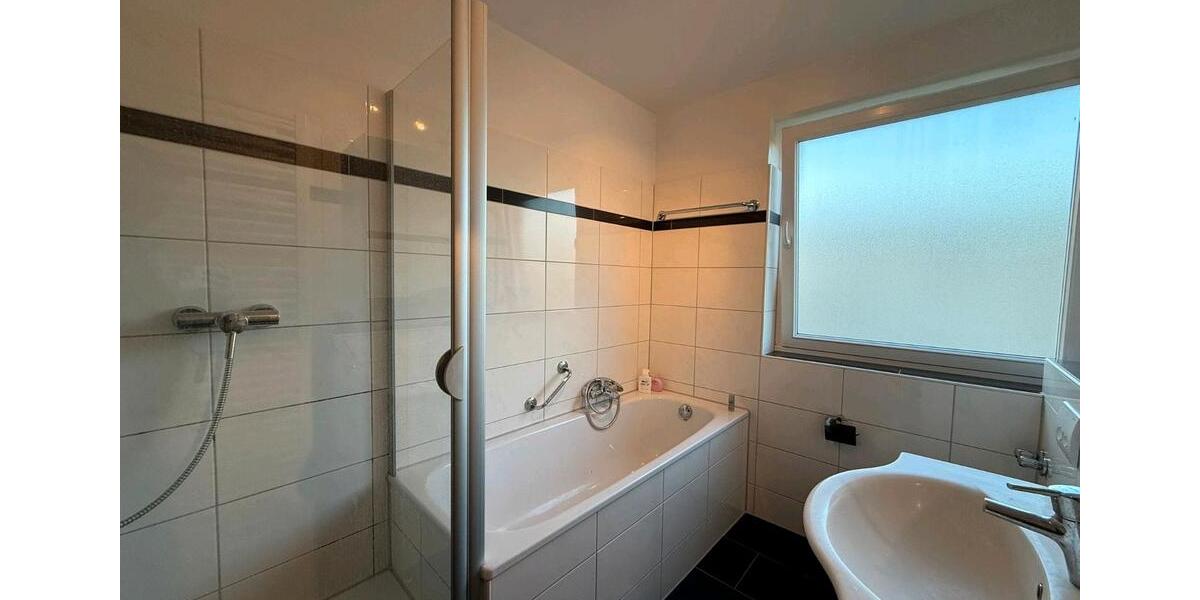 Etagenwohnung Düsseldorf Stadtbezirk 6 - 3 Zimmer, 88 m&sup2;, 359.000&euro; | Angebot:24780655