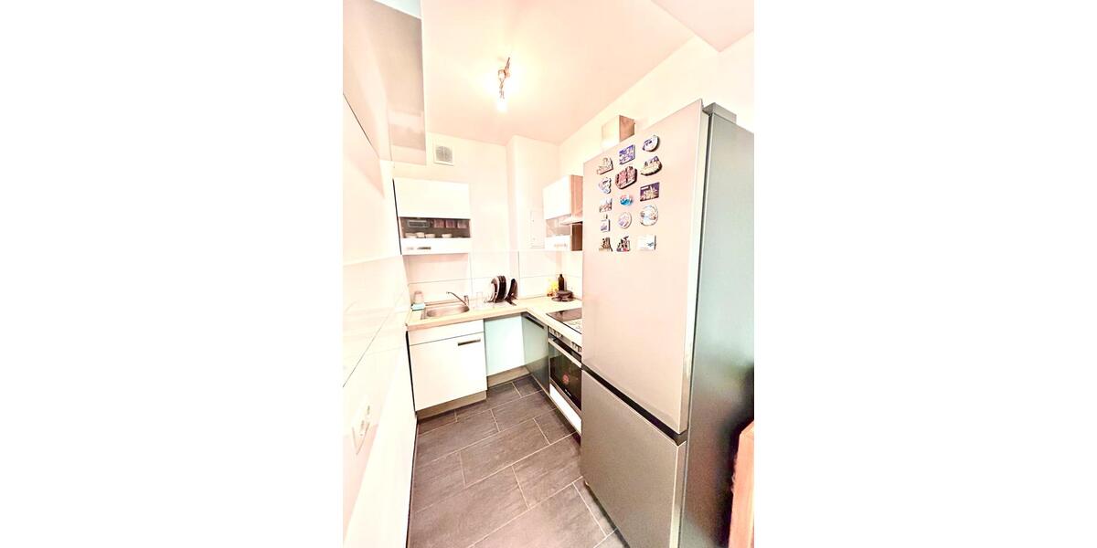 Möblierte 2-Zimmer-Wohnung mit Balkon am Volksgarten 2 zimmer