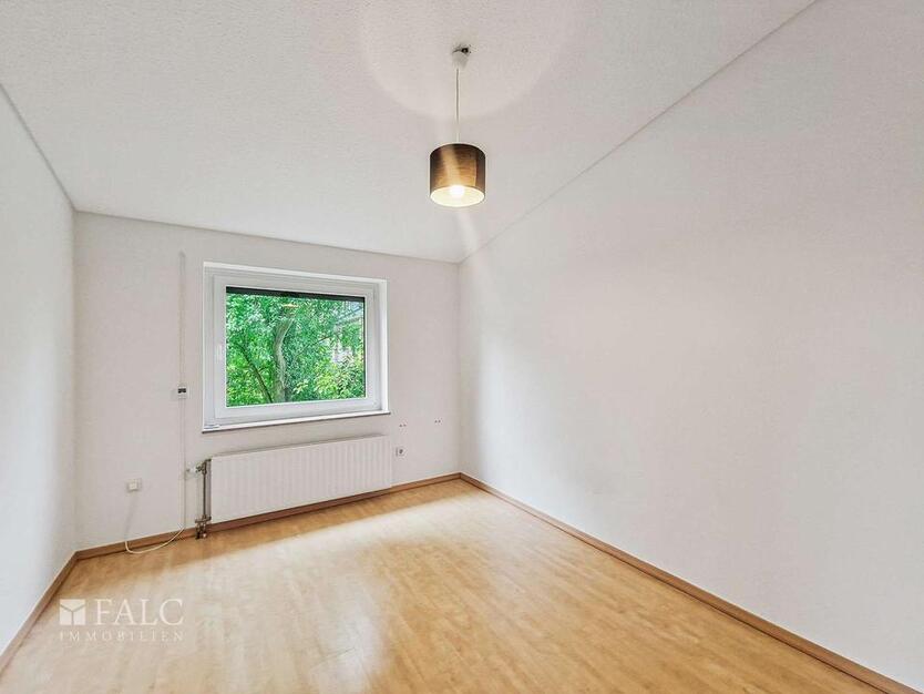 Miettraum im Grünen - Individuelles Wohnen im einzigartigen Split-Level-Haus in Angermund