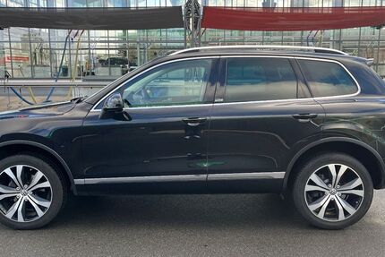 VW Touareg 193.000 km 17.999 &euro; Mülheim 45473