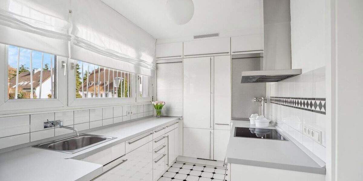 Einfamilienhaus Düsseldorf Stockum - 6 Zimmer, 233 m&sup2;, 1.995.000&euro; | Angebot:25683615