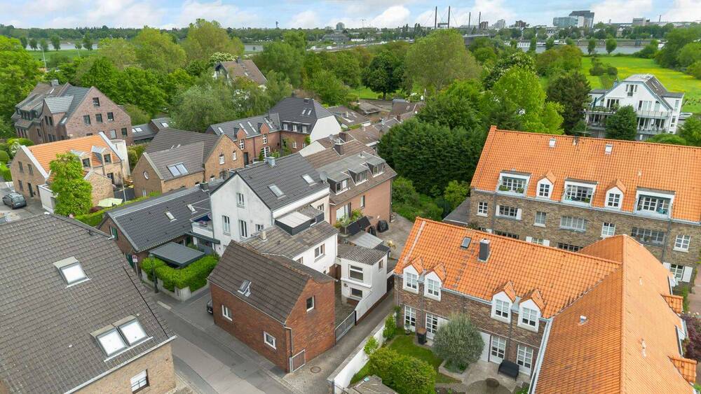 Mehrfamilienhaus, Wohnhaus Düsseldorf Niederkassel - 1 Zimmer, 293 m&sup2;, 2.350.000&euro; | Angebot:26627775