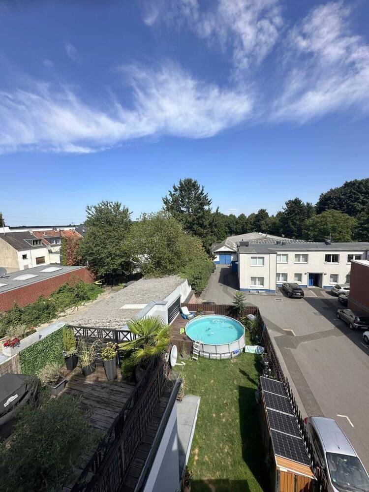 ***ZENTRAL und ausgefallen: ETW, 3 Zi-KDB, mit EBK und großem Balkon in MG-Heyden!***