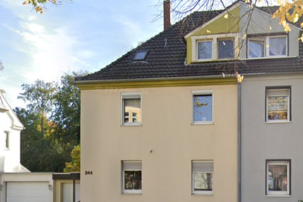 Renovierungsbedürftiges Kleinod in Düsseldorf 6 zimmer