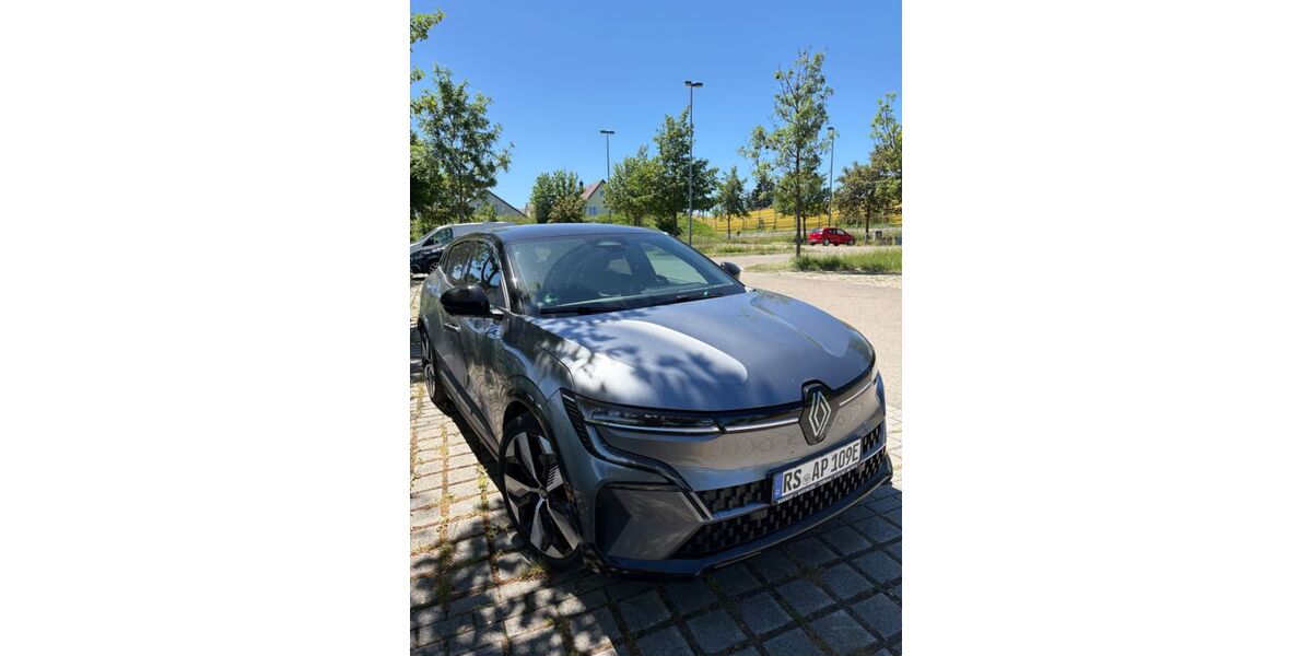 Renault Megane E-TECH 42.500 km 26.000 &euro; Remscheid 42853