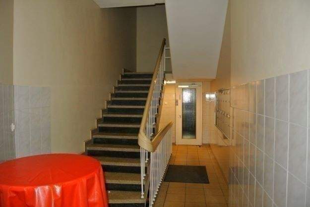 Citylage Mülheim-Mitte Wohn-und Geschäftshaus-Mehrfamilienhaus mit 11 Wohnungen und zwei Gewerbeeinheiten 2 zimmer