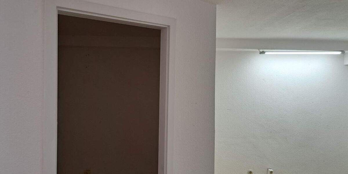 Gewerbeobjekt Ratingen Zentrum - 1 Zimmer, 126 m&sup2;, 1.350&euro; | Angebot:26451620