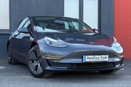 Tesla Model 3 58.738 km 26.500 &euro; Neuss 41472