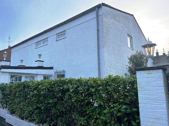 Einfamilienhaus Neuss Weissenberg - 6 Zimmer, 164 m&sup2;, 215.000&euro; | Angebot:25051272