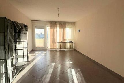 Große 3-Zimmer-Wohnung mit 2 LOGGIEN und moderner EINBAUKÜCHE 3 zimmer