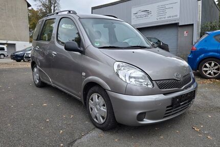 Toyota Yaris 127.700 km 4.990 € Remscheid 42859