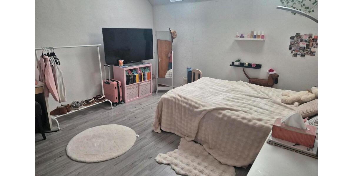 Reihenhaus Mönchengladbach Süd - 9 Zimmer, 225 m&sup2;, 367.000&euro; | Angebot:26423537