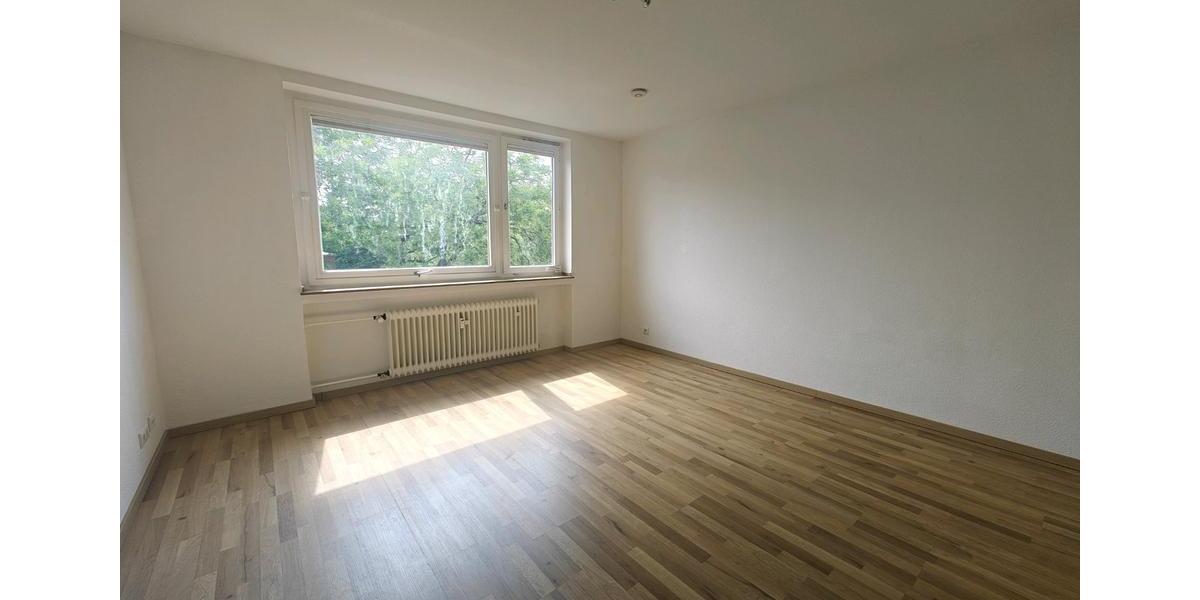 Etagenwohnung Düsseldorf Stadtbezirk 3 - 1 Zimmer, 30 m&sup2;, 615&euro; | Angebot:24749086