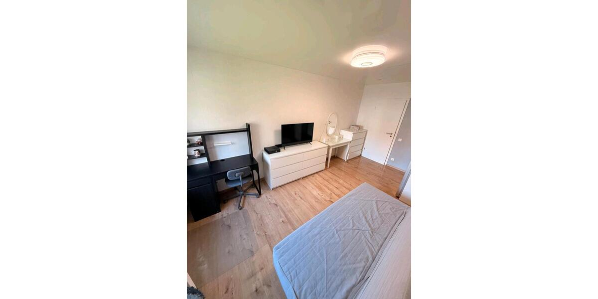Etagenwohnung Düsseldorf Stadtbezirk 9 - 4 Zimmer, 99 m&sup2;, 395.000&euro; | Angebot:26150401