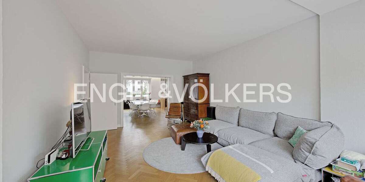 Einfamilienhaus Krefeld Cracau - 8 Zimmer, 256 m&sup2;, 3.200&euro; | Angebot:26342252