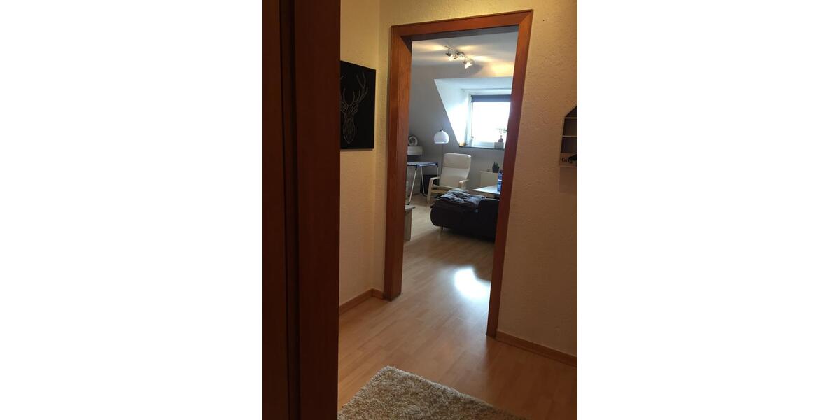 Dachgeschoßwohnung Mönchengladbach Ost - 2 Zimmer, 58 m&sup2;, 365&euro; | Angebot:25407463