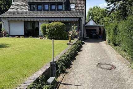 Haus Neuss Gnadental - 6 Zimmer, 153 m&sup2;, 875.000&euro; | Angebot:24735332