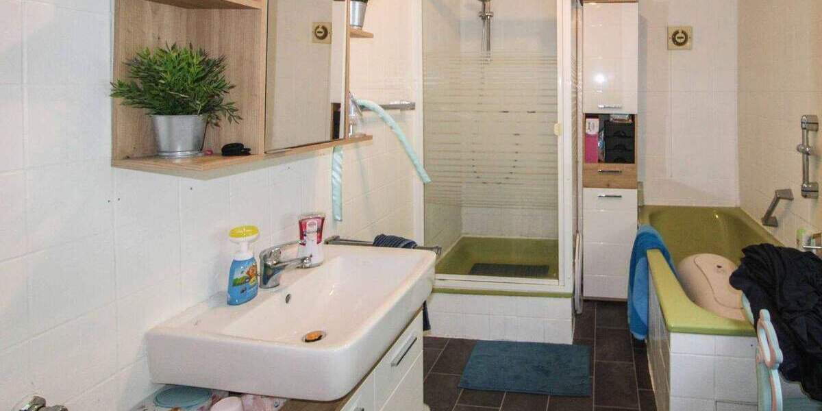 Einfamilienhaus Düsseldorf Holthausen - 4 Zimmer, 88 m&sup2;, 629.000&euro; | Angebot:25654475