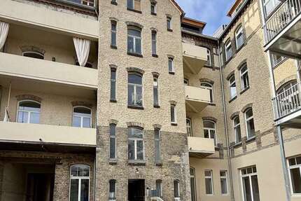 Wohnung zum Mieten in Düsseldorf 2.150 € 103 m² 3 zimmer